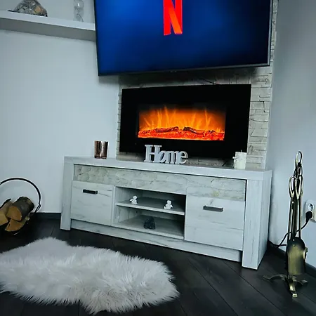 Apartment Under The High Tatras Mlynica